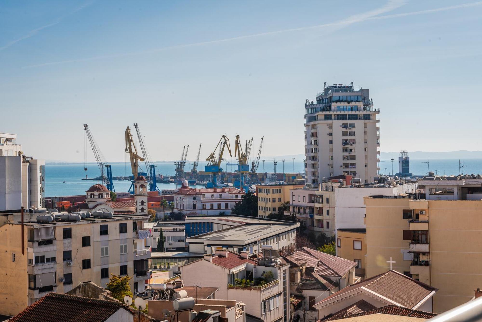 Main Square Apartment Durres Exterior photo